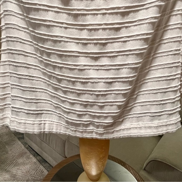 BCBG Maxazria Top Womens M White EAVAN Off-the-Shoulder Silk Blend Bell Sleeve - Picture 9 of 11